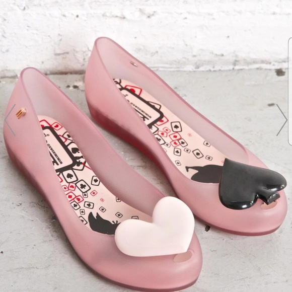 Melissa Shoes - Melissa Alice in Wonderland Pink Heart Queen Flats